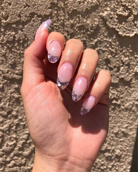 Understanding Poly Gel Nails - GA Fashion