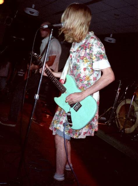 A little tutorial on how to dress like the last real rockstar and nirvana leader kurt cobain. Kurt Cobain in a Floral Frock | Kurt cobain dress, Kurt ...