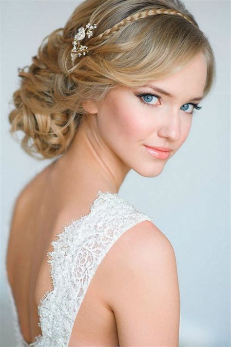 24 Bridal Hairstyles For Shoulder Length Hair Hairstyle Catalog