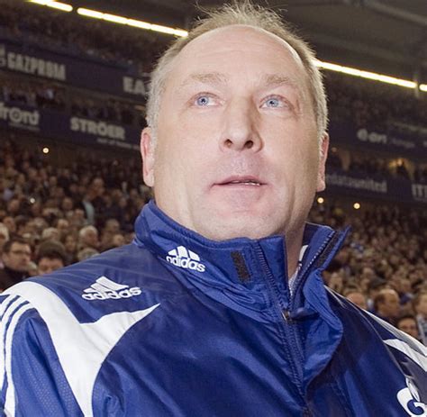 €250th.* jul 20, 2000 in sinsheim, germany. Fussball-Bundesliga: Schalke 04 beurlaubt Manager Andreas ...