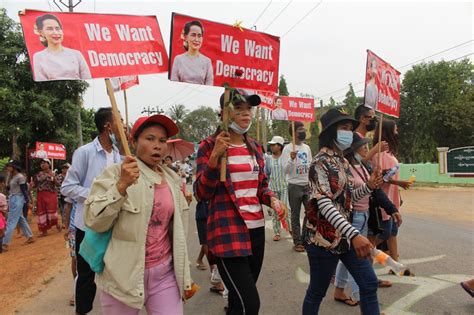 Myanmar Protesters Defy Military As Regional Nations Prepare To Discuss Crisis Al Arabiya English