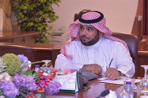 حيث يجب على الطالب حضور المحاضرات حسب الجدول الذي تضعه الكلية أو الجهة المشرفة على. جامعة الإمام بالرياض on Twitter: "وكيل الجامعة لخدمة ...