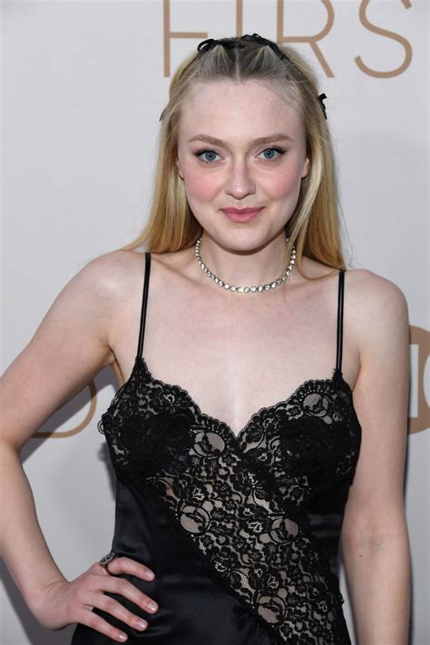 Dakota Fanning “the First Lady” Fyc Event And Premiere In La 04 14 2022 • Celebmafia