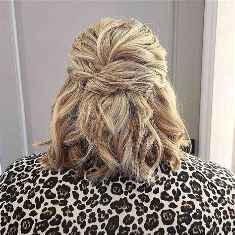 Mother Of The Bride Hairstyles 26 Elegant Looks For 2023