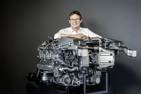 Mercedes Amg Gt 4 Liter Biturbo V8 Engine Detailed Video Autoevolution