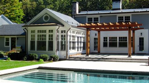 Discover the top benefits of moving forward with a because we believe in the enormous benefits of sunroom additions, we've compiled this guide for you. Sunroom Addition