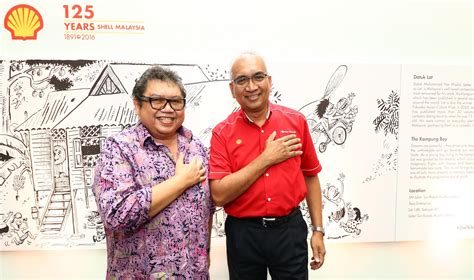 First of all, i would like to introduce myself to you; Image 2 - Datuk Lat (left) and Datuk Azman Ismail ...