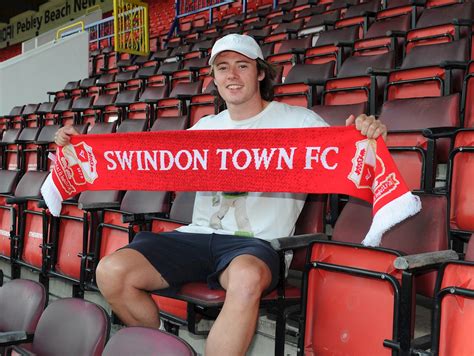 Town Bolster Their Ranks With McKirdy Signing News Swindon Town