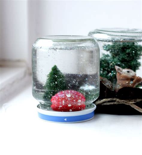Diy Snow Globes For A Fun Christmas Craft With The Kiddos Noel