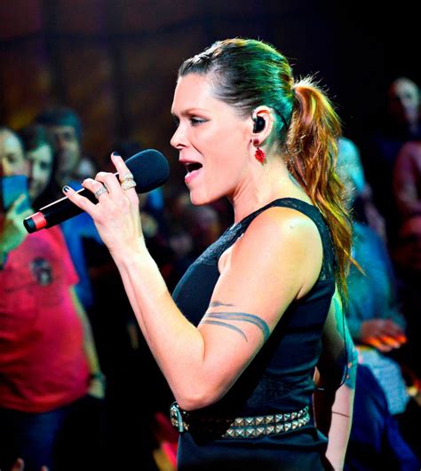Interview Beth Hart Heads Out On Her Biggest Uk Tour To Date