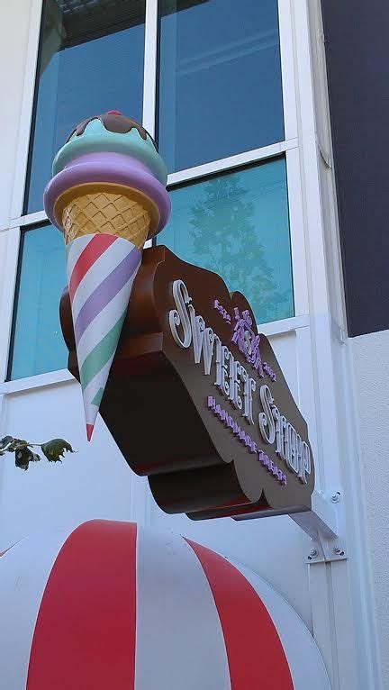 Ice Cream Shop Sign By Wecutfoam Ice Cream Shop Ice Cream Sign Cake