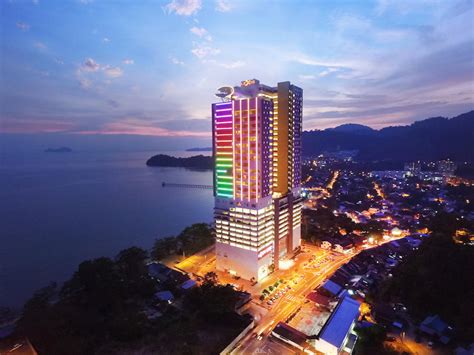 Lexis suites penang stands out as the only hotel on the island which offer guests the luxury of an individual private pool and steam room in every of its 222 suites. Lexis® Suites Penang Malaysia | Beachfront Resort Hotel Penang