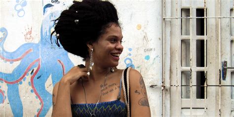 A transfobia é uma gama de atitudes, sentimentos ou ações negativas, discriminatórias ou preconceituosas contra pessoas transgênero , ou pessoas percebidas como tal. A transfobia é uma problemática brasileira - Usina de Valores