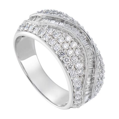 Habib's ring collection features diamonds, gold, and gemstone for various occasions. Habib Jewels - Diamond Ring