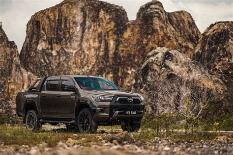 2021 Toyota Hilux Facelift Launched In Msia Power Bump For 28l