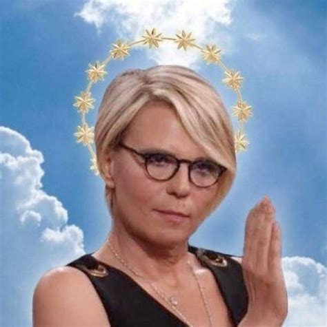 She is a writer and director, known for tú sí que vales (2014), amici celebrities (2019) and amici specials (2021). Maria De Filippi, altri 5 anni a MEDIASET - è ufficiale ...