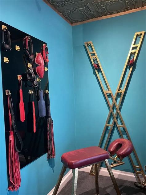Inside Uk Sex Dungeon Hotel With Bdsm Playroom Prison Cell And Medical Suite Comfort Hotel