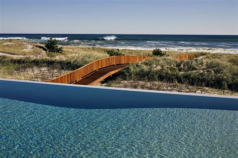 The high definition stream displays a view from the store hildreth's home. Hamptons Beach House - 930 Meadow Ln, Southampton, NY, USA ...