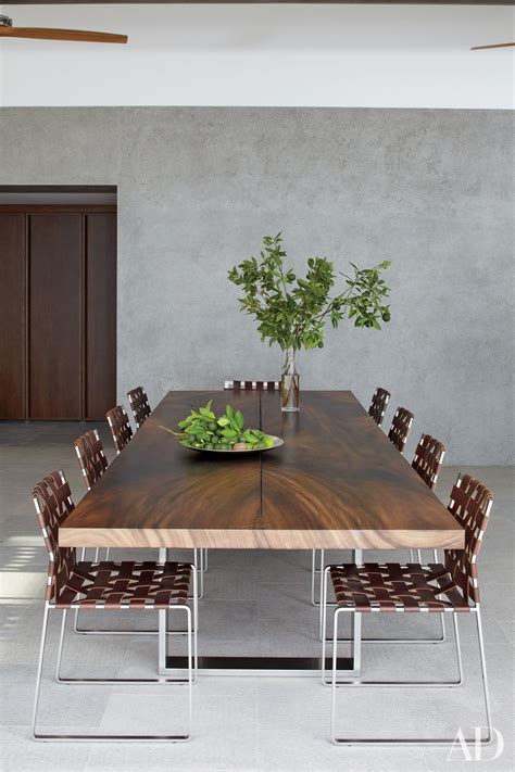 11 Minimalist Dining Rooms With Big Impact Photos Architectural Digest