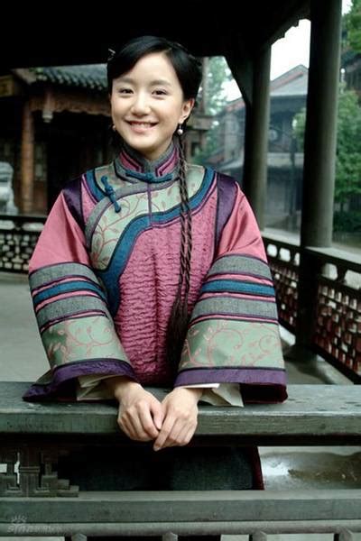 Shen wei is her supervisor and she always helps him with his lectures ep01. NovaShare: Foto Li Qian