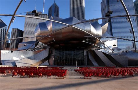 Les Plus Belles œuvres De Frank Gehry Sexposent à Paris Architecture