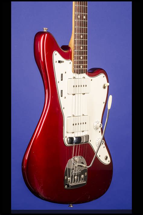 The jazzmaster can twang.but not like a telecaster. Jazzmaster Guitars | Fretted Americana Inc.