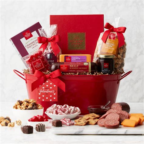 Deluxe Valentines Day T Basket Hickory Farms