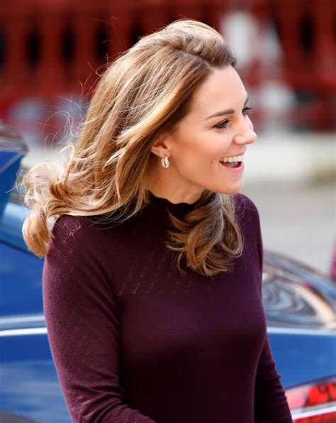 Kate Middleton Unveils New Blonde Hair Do Thats Life Magazine