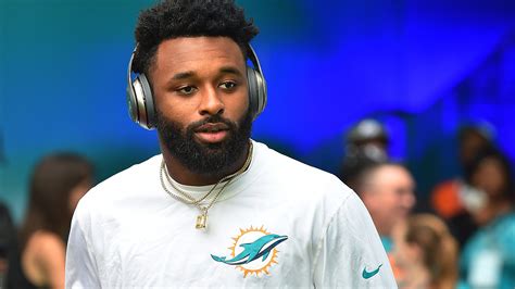 Jarvis Landry was supposed to be guest ESPN analyst, missed flight 