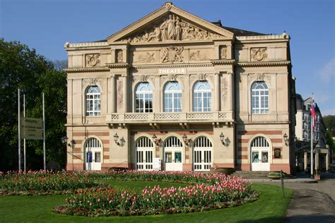 On four varied stages, the premium hiking trail entices you with wonderful views, breathtaking nature, cultural and also culinary delights. Theater Baden-Baden - Wikiwand
