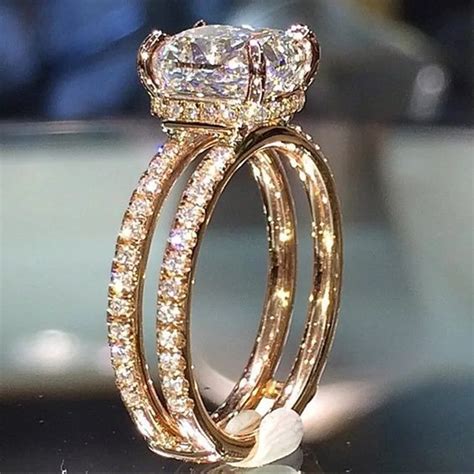 Fashion Gold Square Ring Luxury Elegant Double Crown Princess Ring