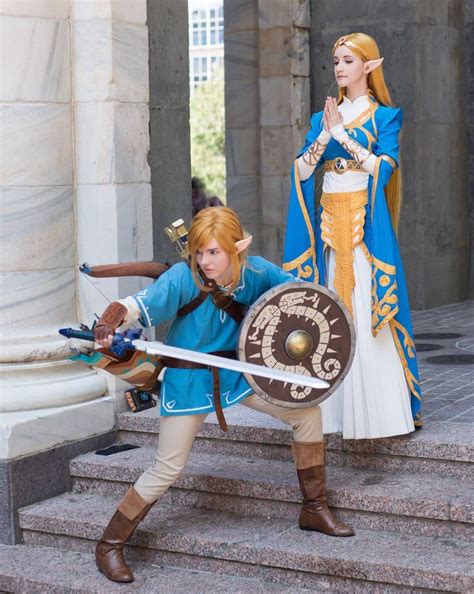 Breath Of The Wild Link And Zelda Cosplays Zelda Costume Couple Cosplay Zelda Cosplay