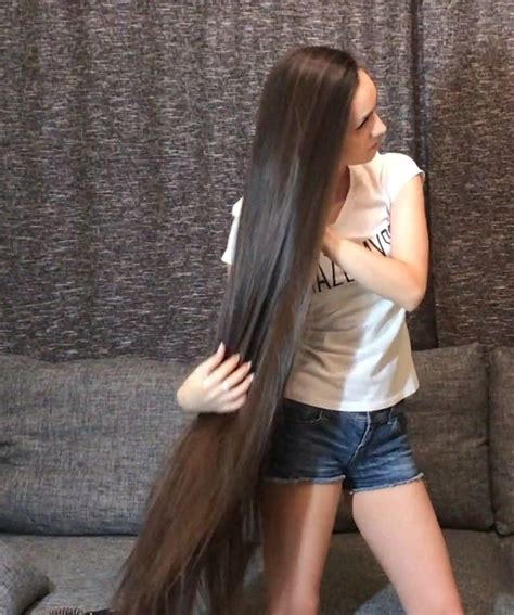 VIDEO Mila Long Hair Long Hair Styles Beautiful Long Hair Long