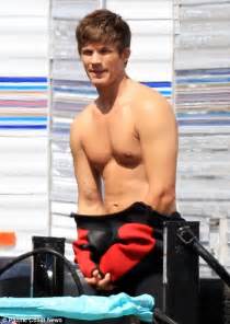 Ab Tastic S Matt Lanter Is Surfer Sexy As He Films Shirtless On