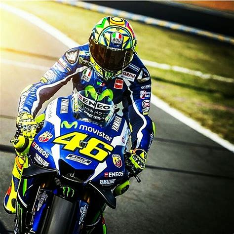 Rossi is one of the most successful motorcycle racers of all time, with nine grand prix world. Pin von Valentino Rossi 46 FanPage auf Vale46