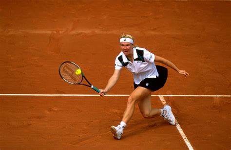 Biographies A00834 Jana Novotna Czech Winner Of Wimbledon