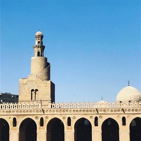 Beliau alaihissallam turun di menara putih yang terletak sebelah timur kota damaskus di syam (syiria). Masjid Menara Putih Di Damaskus - Nusagates
