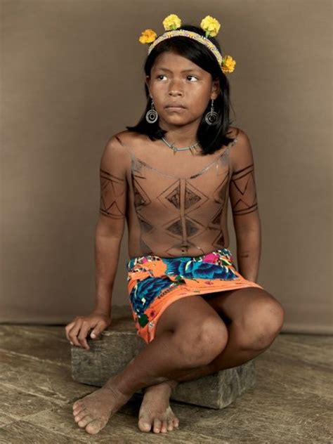 Piers Calvert An Embera Girl Painted With Jagua In The Figure Of The Boa Snake Choc