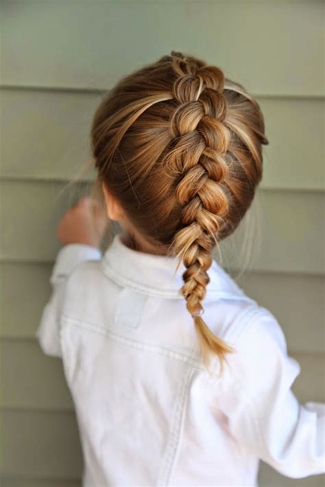 Coiffures simples et faciles pour cheveux longs. Coiffure facile pour petite fille : 18 idées simples pour ...