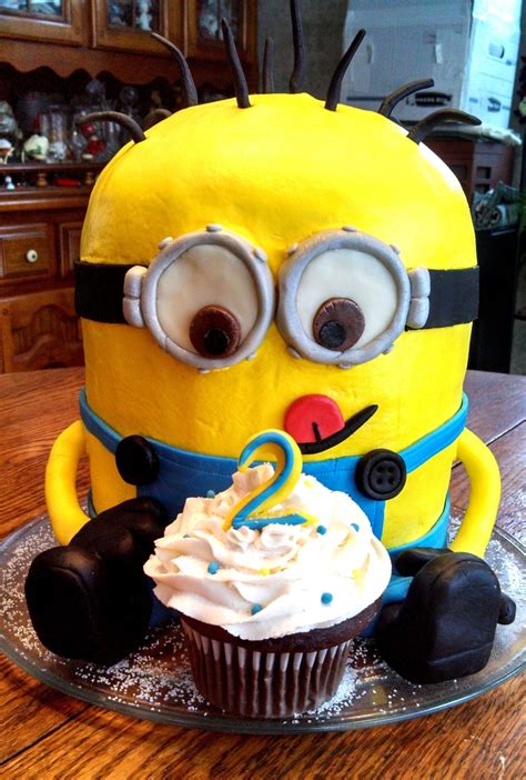 Minions Cake Design Crazy Foods Minions Cakes And Cupcakes Ideas