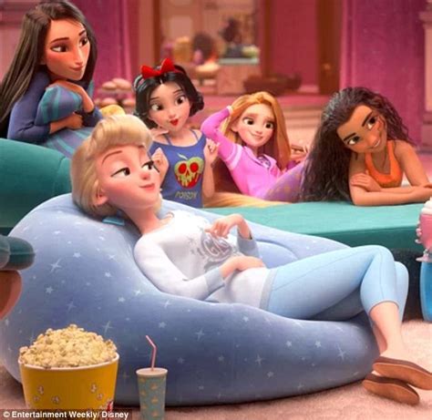 Disney Princesses Wearing Loungewear In New Ralph Breaks The Internet