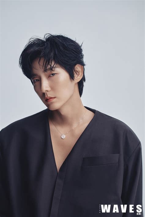 Lee joon age, wiki, dramas, girlfriend, facts and more august 6, 2018 in actor. Lee Joon Gi parle de la sélection de son prochain projet ...
