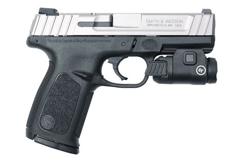 Smith And Wesson Sd40 Ve 40 Sandw Pistol With Crimson Trace Tactical Light