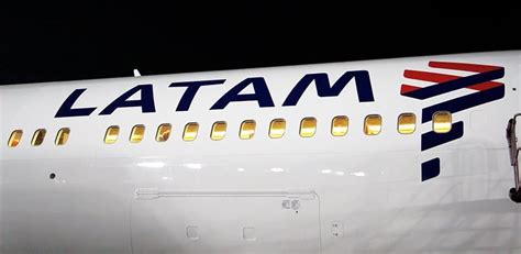 Primer Avión De Latam Airlines Proceso De Pintura Volavi