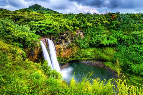 Best Waterfalls In Hawaii Escape To Hawaiis Most Beautiful