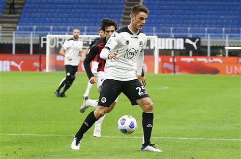 Estatísticas da carreira (partidas jogadas, golos, cartões) e o historial das transferências. Giulio Maggiore e quell'emozione da capitano a "San Siro ...