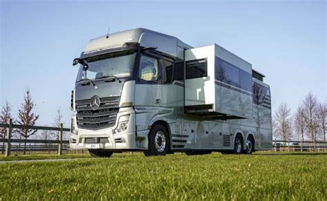 Stx Mercedes Actros 2 Pop Outs And Garage055 Stx Motorhomes