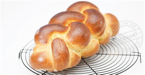 Type 630, type 812 und type 1050. Laktosefreier Sonntagszopf aus Dinkelmehl - Rezept von ...