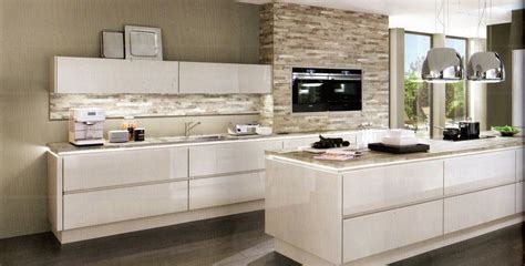 We did not find results for: réalisation d'une CUISINE sur MESURE ,laquée blanc , près ...