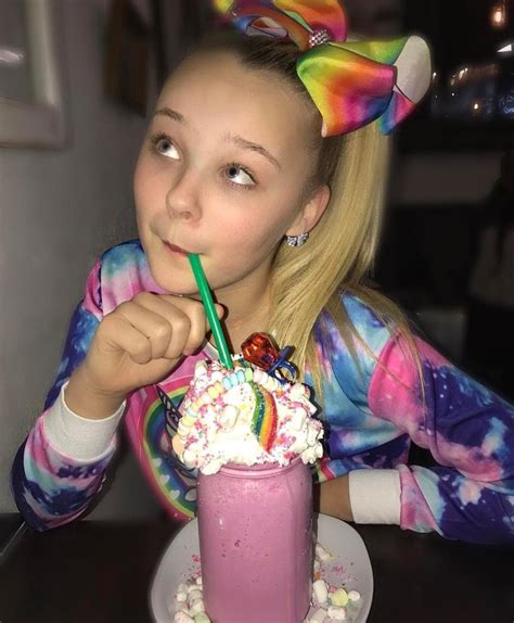 Read on for what fans are saying about the 'dance moms' star's new flame. Pin by Siwanater Brena!🎀 on JoJo Siwa ️ | Jojo siwa, Birthday candles, Dance moms